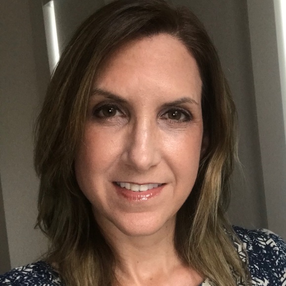 Meet your Posher, Alie - Picture 1 of 1